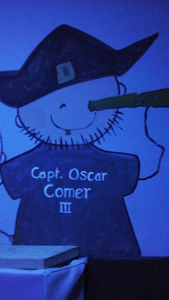 oscar comer.jpg